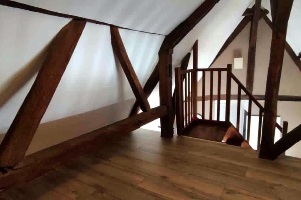 Duplex Atypique Dans La Cite Medievale Laon Ngoại thất bức ảnh
