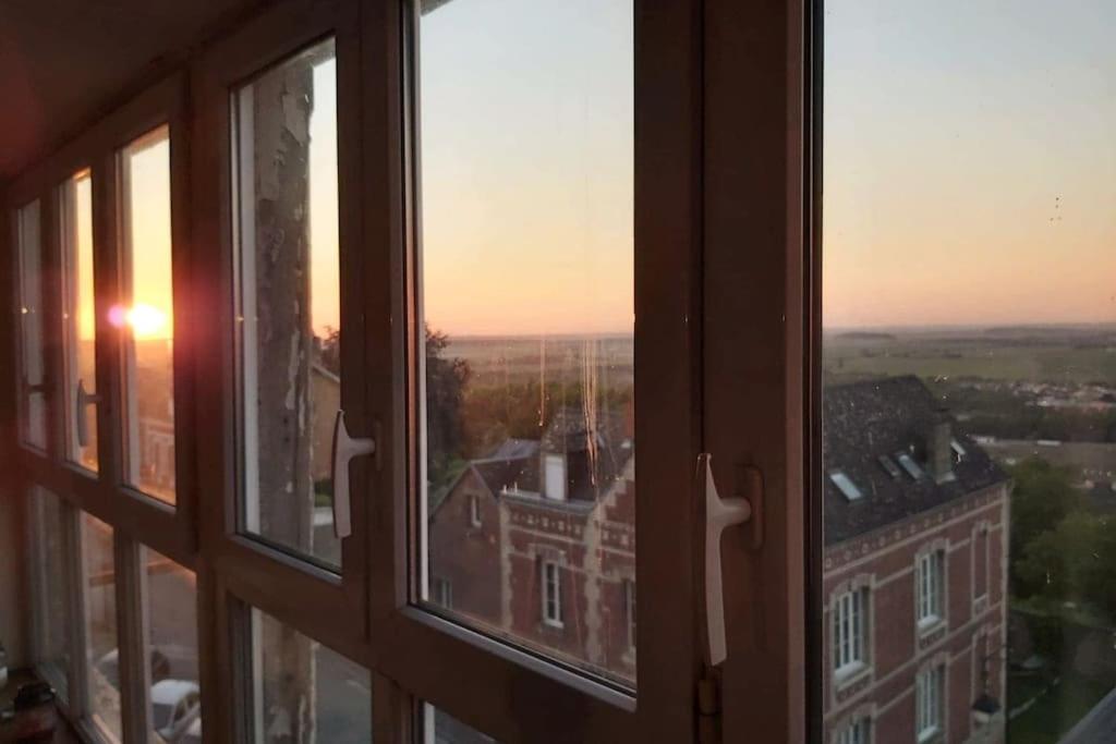 Duplex Atypique Dans La Cite Medievale Laon Ngoại thất bức ảnh